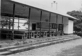 Antoon Eetzaal Manok 1961-1.jpg