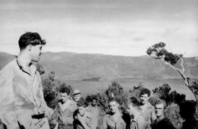 Uitkijkend over de bergen en de Angimeren c@rol,map240607.jpg