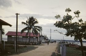 KLM3535Kaimana.jpg