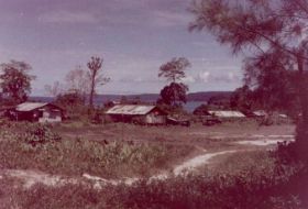 Antoon,Biak Kampong Jendidori 1962-1.jpg