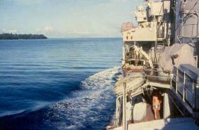 Waigeo-Sorong, mei 1961,KLKortenaer_Bakboord_1.jpg