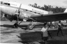 Manokwari Rendani-kroonduif,c@rol/henk,map080908.jpg