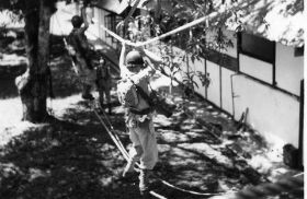 Manokwari touwbaan Manokwari,c@rol/henk,map080908.jpg