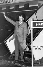 Huub op 't Hoog Vertrek Schiphol,carol,map,170310,1.jpg