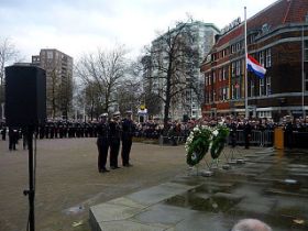 P1010939-1.JPG